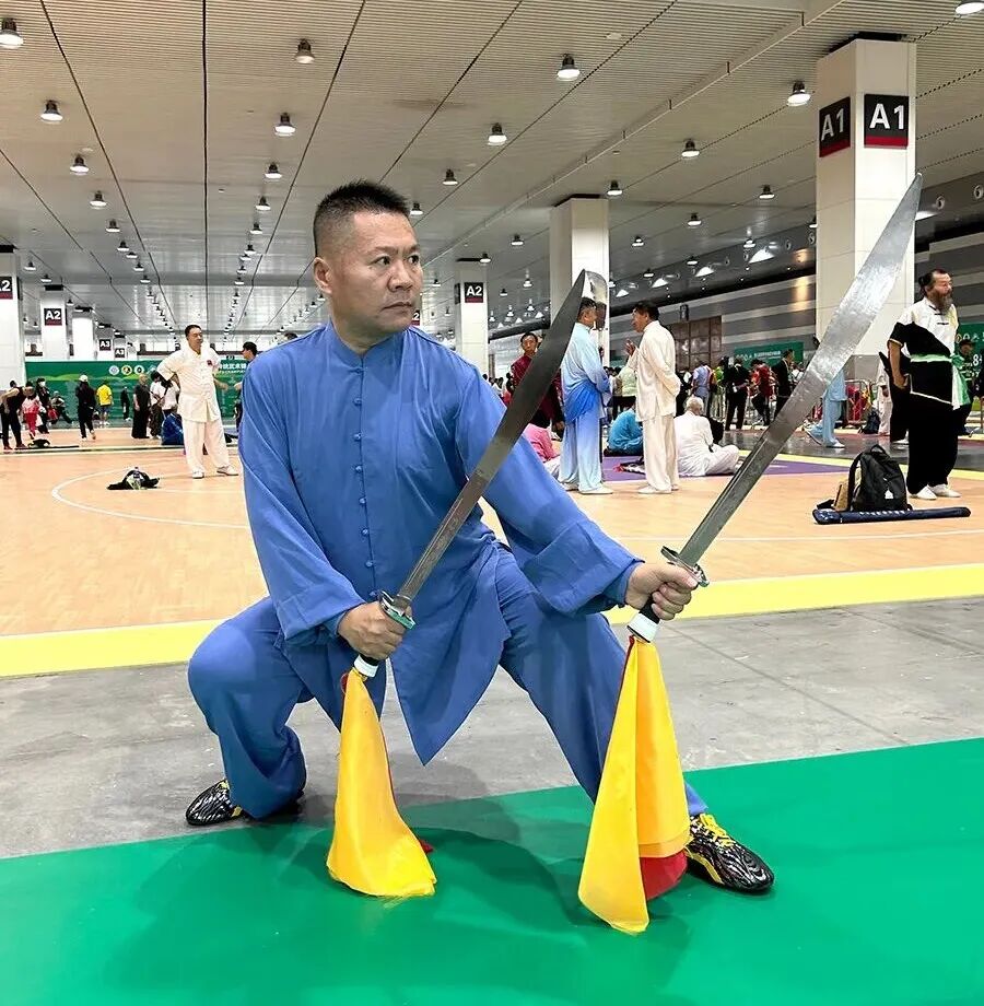 Plum-Blossom Stake Boxing