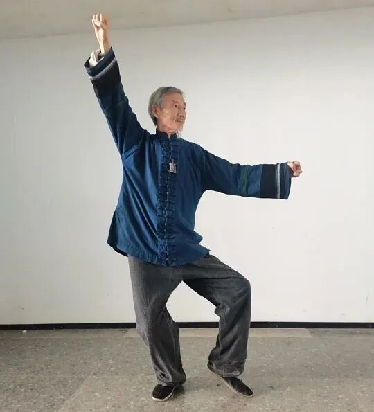 Plum-Blossom Stake Boxing